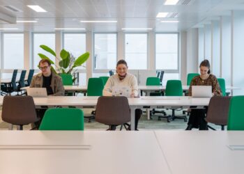 Ubiq et Work & Share : partenaires du bureau flexible en Ile-de-France